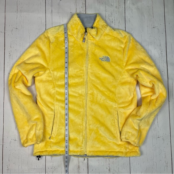 The North Face Osito Fleece Jacket - Picture 6 of 15